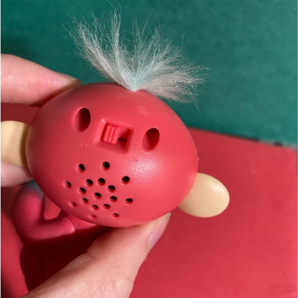 B1G2 - Pink Fingerling Monkey Toy - Buy 1, Get 2 FREE - Picture 3 of 6